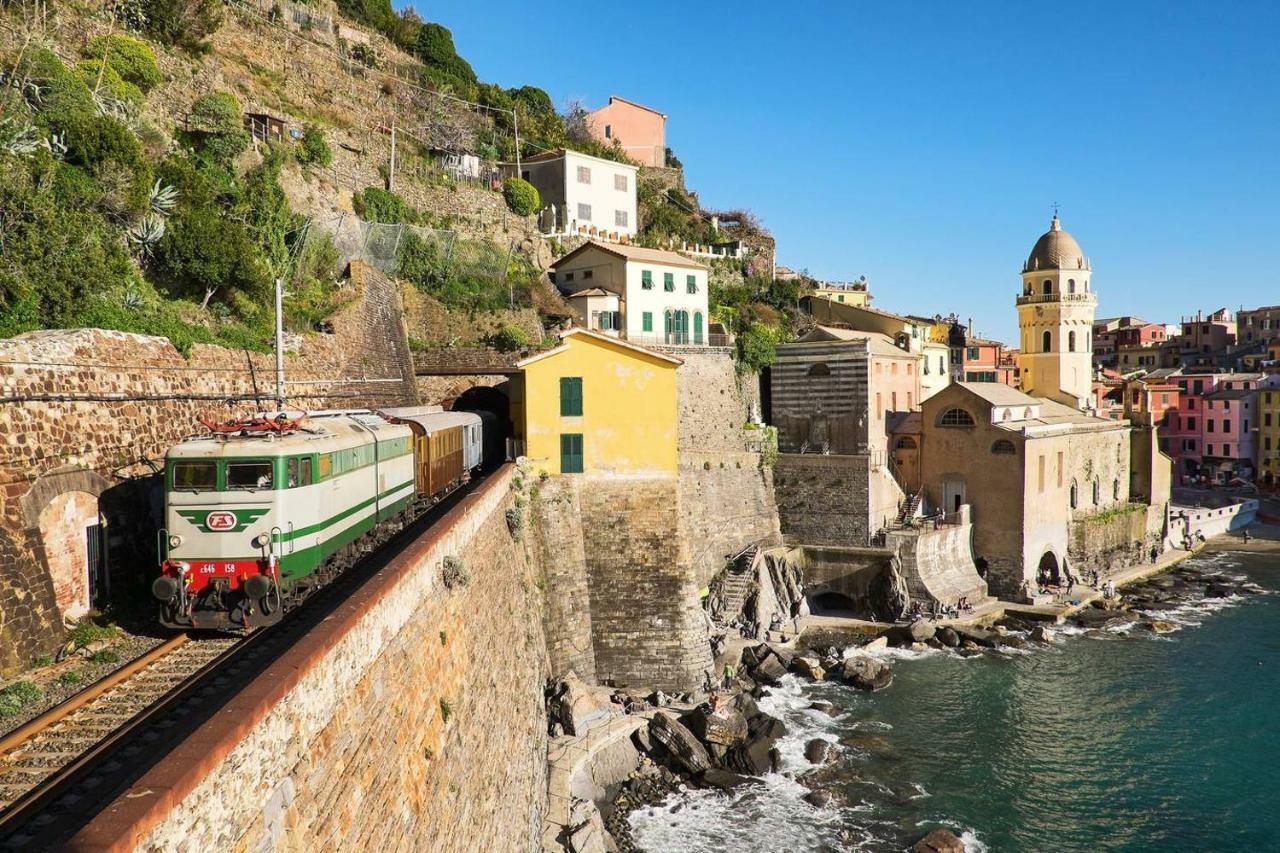 Joivy Family Flat With Little Patio, Cinque Terre Διαμέρισμα Βερνάτσα Εξωτερικό φωτογραφία
