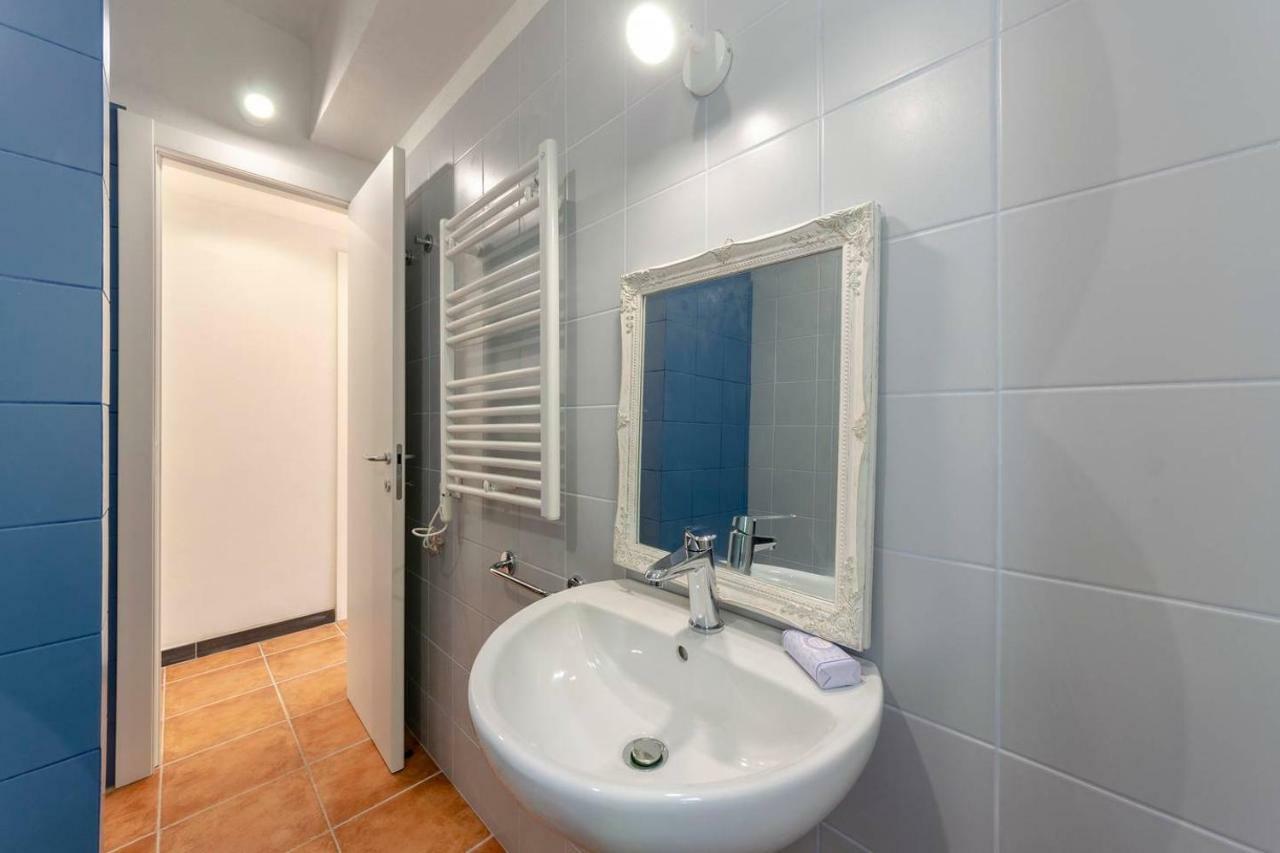 Joivy Family Flat With Little Patio, Cinque Terre Διαμέρισμα Βερνάτσα Εξωτερικό φωτογραφία